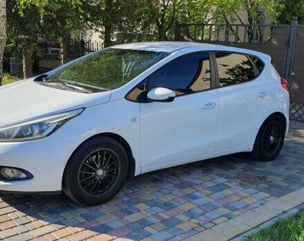 Білий Кіа Сід, об'ємом двигуна 1.59 л та пробігом 146 тис. км за 8800 $, фото 2 на Automoto.ua