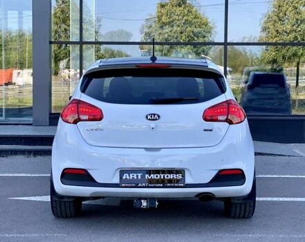 Белый Киа Сид, объемом двигателя 1.6 л и пробегом 175 тыс. км за 11900 $, фото 5 на Automoto.ua