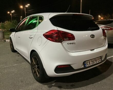 Белый Киа Сид, объемом двигателя 1.6 л и пробегом 215 тыс. км за 9000 $, фото 3 на Automoto.ua