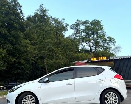 Білий Кіа Сід, об'ємом двигуна 1.6 л та пробігом 134 тис. км за 10900 $, фото 1 на Automoto.ua