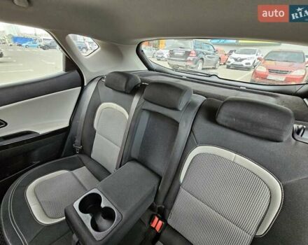 Белый Киа Сид, объемом двигателя 1.59 л и пробегом 196 тыс. км за 9300 $, фото 16 на Automoto.ua