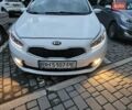 Белый Киа Сид, объемом двигателя 1.59 л и пробегом 196 тыс. км за 10500 $, фото 21 на Automoto.ua