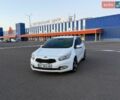 Білий Кіа Сід, об'ємом двигуна 1.4 л та пробігом 249 тис. км за 7800 $, фото 1 на Automoto.ua