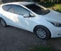 Белый Киа Сид, объемом двигателя 1.4 л и пробегом 238 тыс. км за 5100 $, фото 2 на Automoto.ua