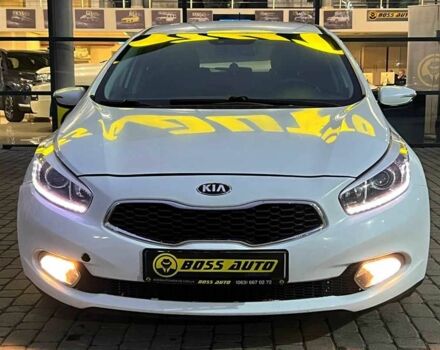 Білий Кіа Сід, об'ємом двигуна 1.6 л та пробігом 199 тис. км за 10500 $, фото 1 на Automoto.ua