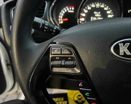 Білий Кіа Сід, об'ємом двигуна 1.6 л та пробігом 199 тис. км за 10500 $, фото 19 на Automoto.ua