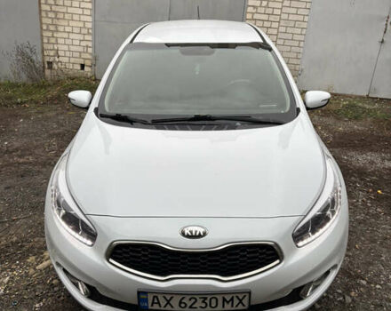 Білий Кіа Сід, об'ємом двигуна 1.59 л та пробігом 116 тис. км за 11500 $, фото 2 на Automoto.ua