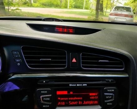 Білий Кіа Сід, об'ємом двигуна 1.6 л та пробігом 127 тис. км за 10800 $, фото 9 на Automoto.ua