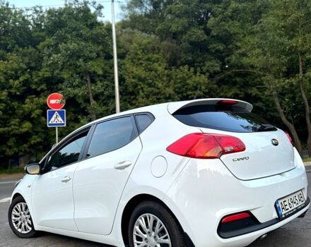 Білий Кіа Сід, об'ємом двигуна 1.6 л та пробігом 134 тис. км за 10900 $, фото 2 на Automoto.ua