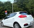 Білий Кіа Сід, об'ємом двигуна 1.6 л та пробігом 134 тис. км за 10900 $, фото 2 на Automoto.ua