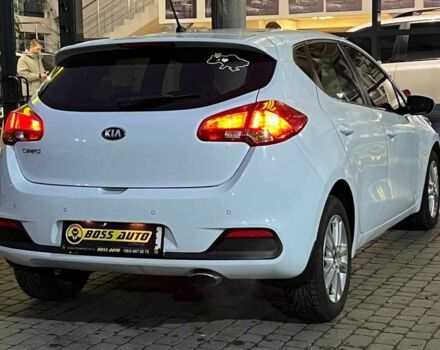 Білий Кіа Сід, об'ємом двигуна 1.6 л та пробігом 199 тис. км за 10500 $, фото 6 на Automoto.ua