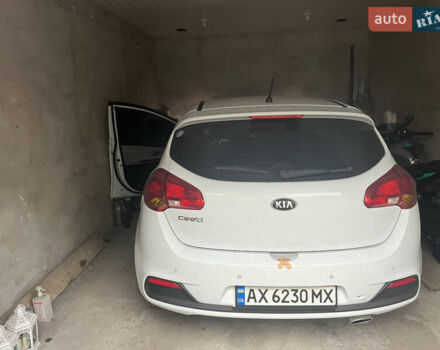 Білий Кіа Сід, об'ємом двигуна 1.59 л та пробігом 116 тис. км за 11500 $, фото 12 на Automoto.ua