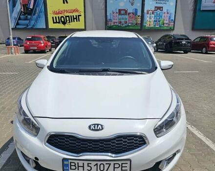 Белый Киа Сид, объемом двигателя 1.59 л и пробегом 196 тыс. км за 10500 $, фото 1 на Automoto.ua