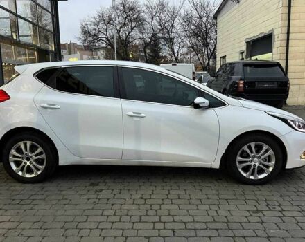 Білий Кіа Сід, об'ємом двигуна 1.6 л та пробігом 199 тис. км за 10500 $, фото 7 на Automoto.ua