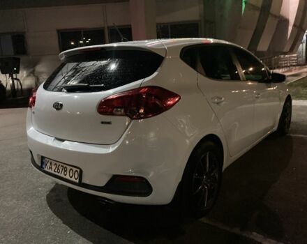 Белый Киа Сид, объемом двигателя 1.6 л и пробегом 215 тыс. км за 9000 $, фото 2 на Automoto.ua
