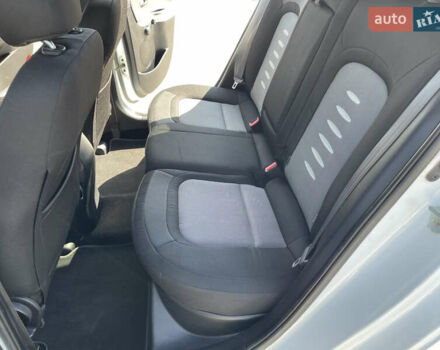 Белый Киа Сид, объемом двигателя 1.4 л и пробегом 166 тыс. км за 8700 $, фото 17 на Automoto.ua