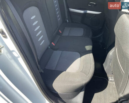 Белый Киа Сид, объемом двигателя 1.4 л и пробегом 166 тыс. км за 8700 $, фото 22 на Automoto.ua