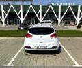 Белый Киа Сид, объемом двигателя 1.6 л и пробегом 120 тыс. км за 10400 $, фото 4 на Automoto.ua