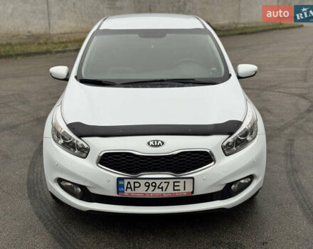 Білий Кіа Сід, об'ємом двигуна 1.6 л та пробігом 83 тис. км за 12300 $, фото 1 на Automoto.ua
