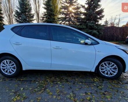 Белый Киа Сид, объемом двигателя 1.4 л и пробегом 168 тыс. км за 7999 $, фото 2 на Automoto.ua