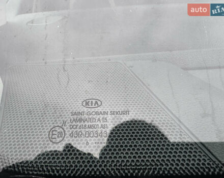 Білий Кіа Сід, об'ємом двигуна 1.59 л та пробігом 147 тис. км за 13300 $, фото 49 на Automoto.ua