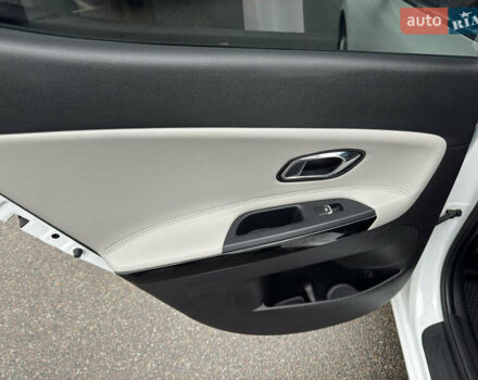 Білий Кіа Сід, об'ємом двигуна 1.59 л та пробігом 147 тис. км за 13300 $, фото 34 на Automoto.ua