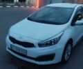 Белый Киа Сид, объемом двигателя 1.58 л и пробегом 218 тыс. км за 10000 $, фото 3 на Automoto.ua