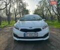 Білий Кіа Сід, об'ємом двигуна 1.59 л та пробігом 133 тис. км за 12900 $, фото 3 на Automoto.ua