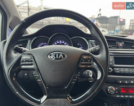Білий Кіа Сід, об'ємом двигуна 1.59 л та пробігом 147 тис. км за 13300 $, фото 37 на Automoto.ua