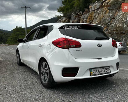 Белый Киа Сид, объемом двигателя 1.6 л и пробегом 89 тыс. км за 12100 $, фото 10 на Automoto.ua