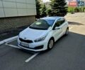 Білий Кіа Сід, об'ємом двигуна 1.6 л та пробігом 86 тис. км за 13950 $, фото 6 на Automoto.ua
