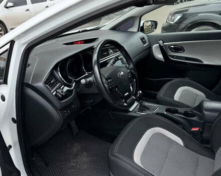 Білий Кіа Сід, об'ємом двигуна 1.59 л та пробігом 95 тис. км за 13900 $, фото 1 на Automoto.ua