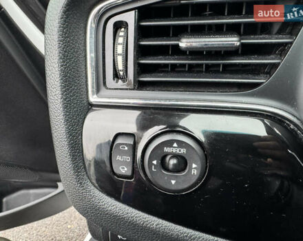 Білий Кіа Сід, об'ємом двигуна 1.59 л та пробігом 147 тис. км за 13300 $, фото 46 на Automoto.ua