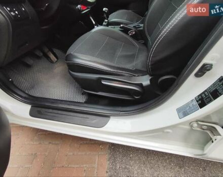 Белый Киа Сид, объемом двигателя 1.58 л и пробегом 149 тыс. км за 11900 $, фото 18 на Automoto.ua