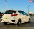 Белый Киа Сид, объемом двигателя 1.6 л и пробегом 180 тыс. км за 13900 $, фото 4 на Automoto.ua