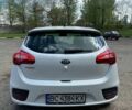 Белый Киа Сид, объемом двигателя 1.59 л и пробегом 65 тыс. км за 13700 $, фото 5 на Automoto.ua