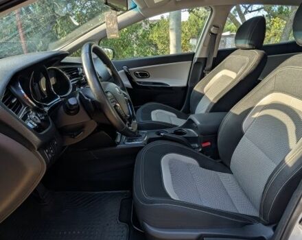 Білий Кіа Сід, об'ємом двигуна 1.6 л та пробігом 67 тис. км за 14800 $, фото 4 на Automoto.ua