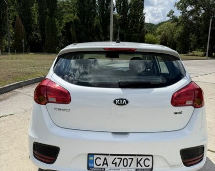 Білий Кіа Сід, об'ємом двигуна 1.6 л та пробігом 103 тис. км за 14500 $, фото 5 на Automoto.ua