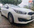 Белый Киа Сид, объемом двигателя 1.58 л и пробегом 86 тыс. км за 16000 $, фото 2 на Automoto.ua