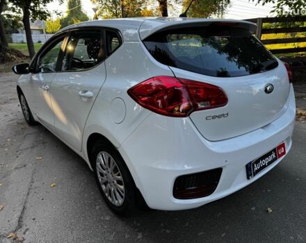 Білий Кіа Сід, об'ємом двигуна 1.6 л та пробігом 101 тис. км за 13640 $, фото 8 на Automoto.ua