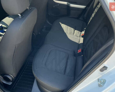 Кіа Сід 2018 у Запоріжжя на Automoto.ua Білий Кіа Сід, об'ємом двигуна 1.59 л та пробігом 56 тис. км за 15000 $, фото 9 на Automoto.ua