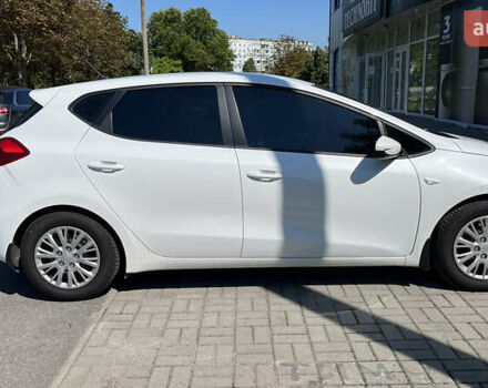 Кіа Сід 2018 у Запоріжжя на Automoto.ua Білий Кіа Сід, об'ємом двигуна 1.59 л та пробігом 56 тис. км за 15000 $, фото 4 на Automoto.ua