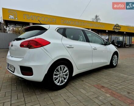 Белый Киа Сид, объемом двигателя 1.6 л и пробегом 100 тыс. км за 14450 $, фото 25 на Automoto.ua
