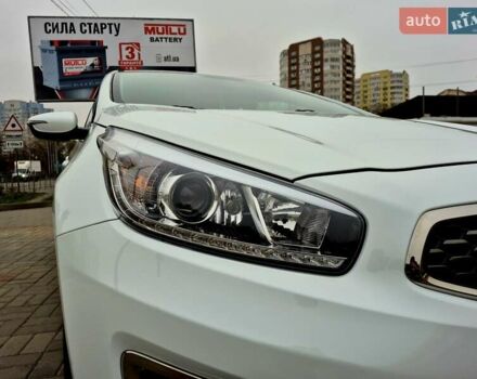 Белый Киа Сид, объемом двигателя 1.6 л и пробегом 100 тыс. км за 14450 $, фото 29 на Automoto.ua