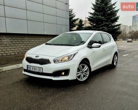 Білий Кіа Сід, об'ємом двигуна 1.6 л та пробігом 100 тис. км за 13999 $, фото 66 на Automoto.ua