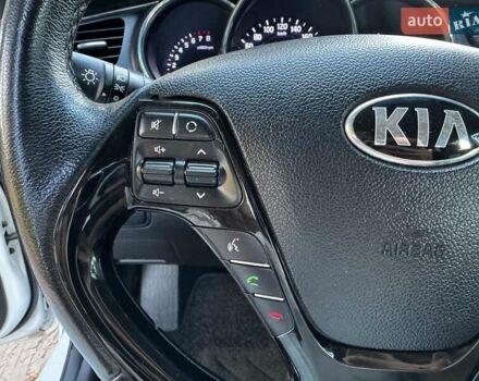 Білий Кіа Сід, об'ємом двигуна 1.6 л та пробігом 101 тис. км за 13640 $, фото 12 на Automoto.ua
