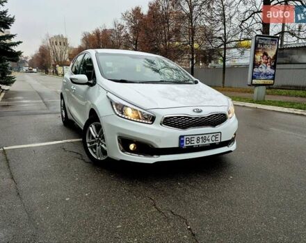 Білий Кіа Сід, об'ємом двигуна 1.6 л та пробігом 100 тис. км за 13999 $, фото 71 на Automoto.ua
