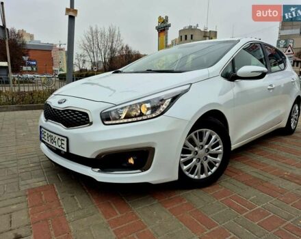 Белый Киа Сид, объемом двигателя 1.6 л и пробегом 100 тыс. км за 14450 $, фото 82 на Automoto.ua