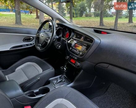 Білий Кіа Сід, об'ємом двигуна 1.6 л та пробігом 101 тис. км за 13640 $, фото 28 на Automoto.ua