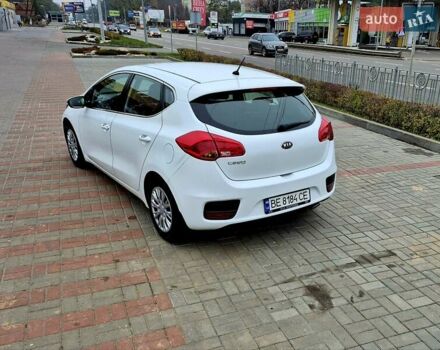 Белый Киа Сид, объемом двигателя 1.6 л и пробегом 100 тыс. км за 14450 $, фото 4 на Automoto.ua